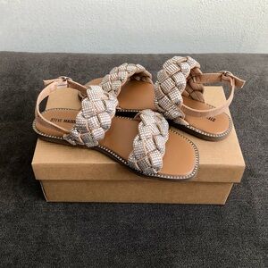 Steve Madden Kids' Jnewbie Sandal 3M Natural